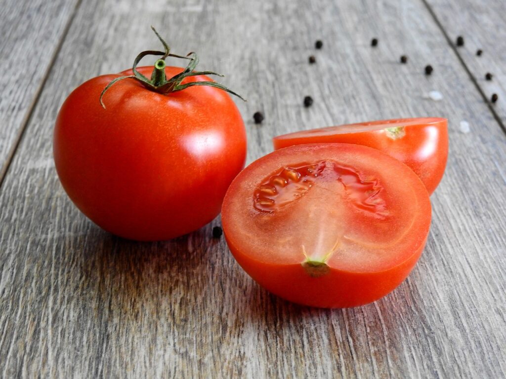 tomato, vegetables, meal, salt, pepper, food, vegetarian, nourishment, tomato, tomato, tomato, tomato, tomato